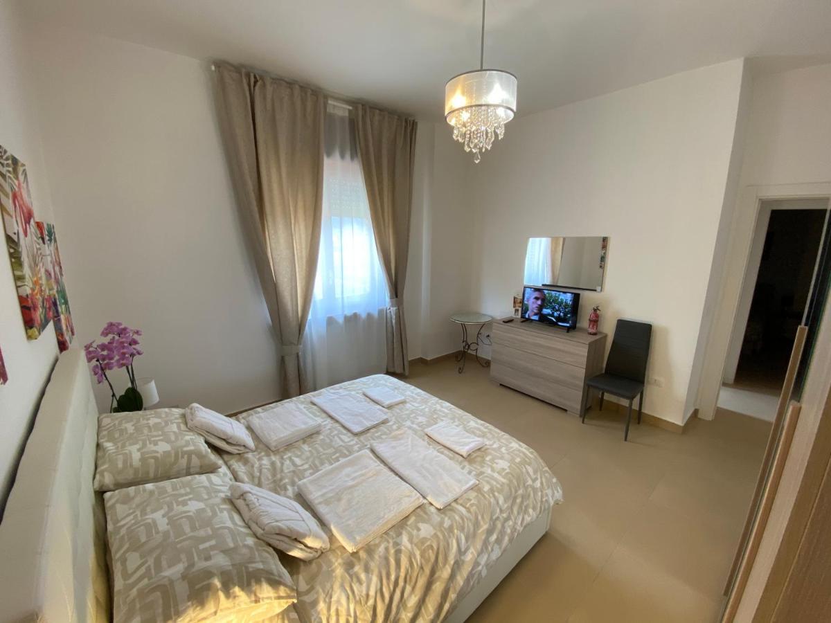 Caserta Royale Apartment Exterior foto
